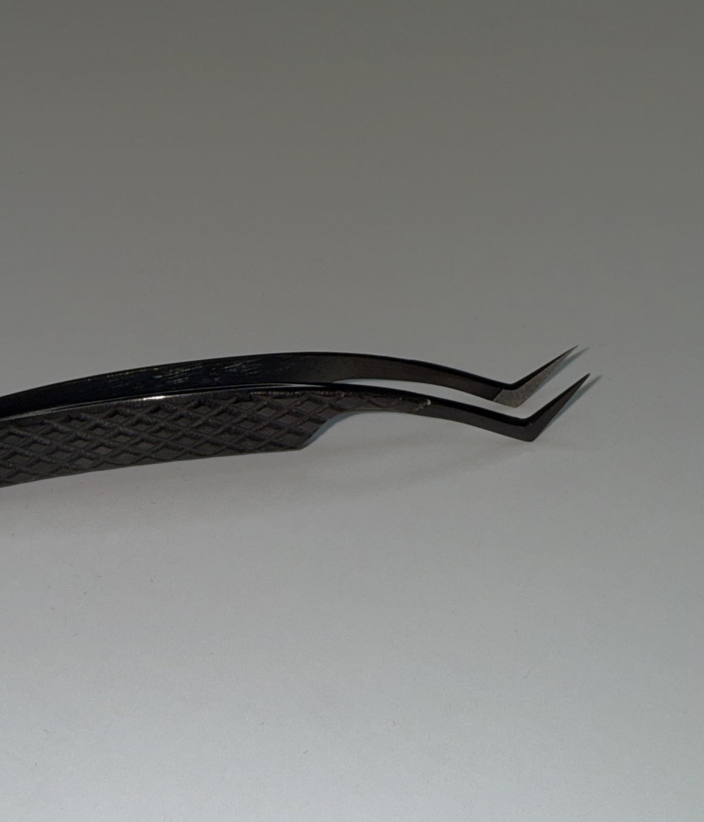 ★・・Dark Tweezer・・★